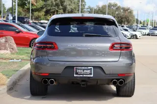 2016 Porsche Macan