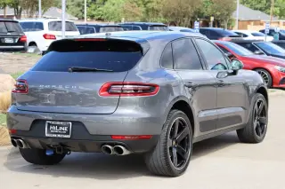 2016 Porsche Macan