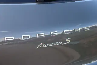 2016 Porsche Macan