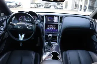 2017 INFINITI Q60