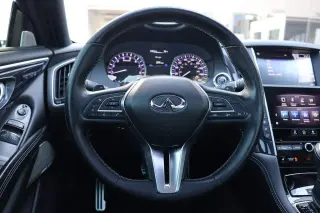 2017 INFINITI Q60