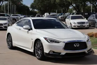 2017 INFINITI Q60