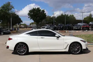 2017 INFINITI Q60