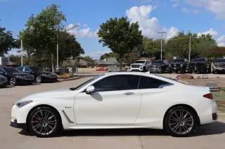 2017 INFINITI Q60