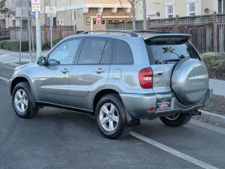 2005 Toyota RAV4