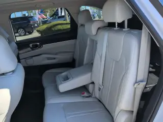 Kia Sorento 2023 S 4dr SUV