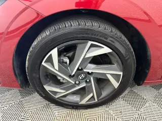 Hyundai ELANTRA 2025 SEL Sport 4dr Sedán