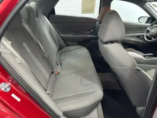 Hyundai ELANTRA 2025 SEL Sport 4dr Sedán