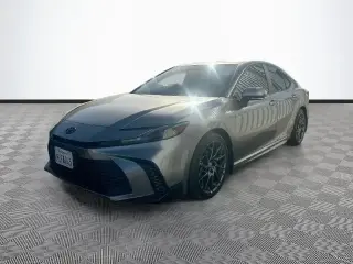 Toyota Camry 2025 SE 4dr Sedan