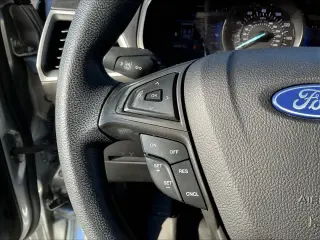 Ford Edge 2022 AWD SE 4dr Crossover