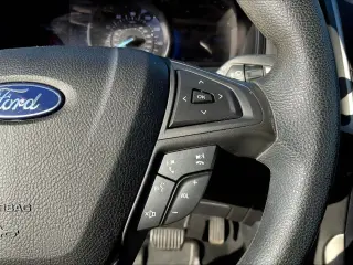 Ford Edge 2022 AWD SE 4dr Crossover