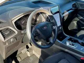 Ford Edge 2022 AWD SE 4dr Crossover