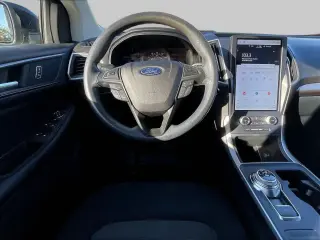 Ford Edge 2022 AWD SE 4dr Crossover