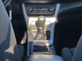Nissan Sentra 2015 S 4dr Sedan 6M