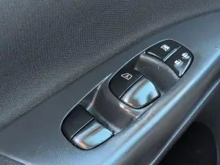 Nissan Sentra 2015 S 4dr Sedan 6M