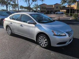 Nissan Sentra 2015 S 4dr Sedan 6M