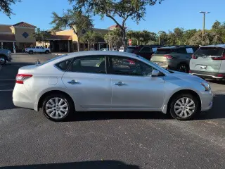 Nissan Sentra 2015 S 4dr Sedan 6M
