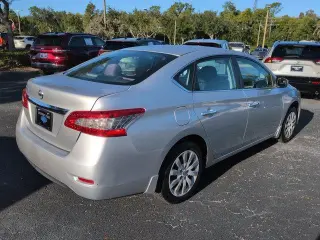 Nissan Sentra 2015 S 4dr Sedan 6M