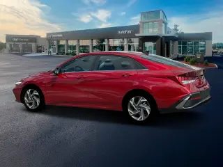 Hyundai ELANTRA 2025 SEL Convenience Sedán de 4 puertas