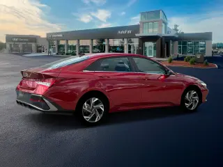 Hyundai ELANTRA 2025 SEL Convenience Sedán de 4 puertas