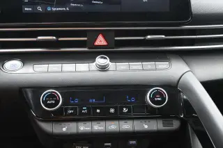 Hyundai ELANTRA 2023 SEL Sedán 4 puertas