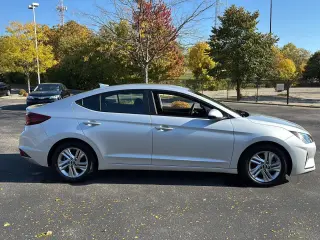 2019 Hyundai Elantra
