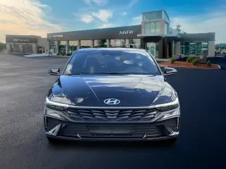 Hyundai ELANTRA 2026 SEL Sport 4dr Sedan