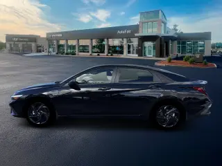Hyundai ELANTRA 2026 SEL Sport 4dr Sedan