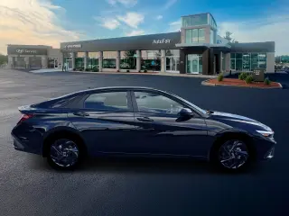 Hyundai ELANTRA 2026 SEL Sport 4dr Sedan