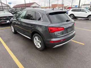 Audi Q5 2019 AWD quattro Premium 45 TFSI 4dr SUV