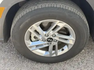 Hyundai TUCSON 2025 AWD SE 4dr SUV
