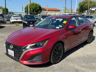 Nissan Altima 2025 2.5 SV 4dr Sedán