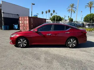 Nissan Altima 2022 2.5 SV 4dr Sedán