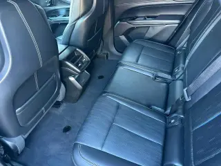 Cadillac LYRIQ 2024 AWD Luxury 1 4dr SUV