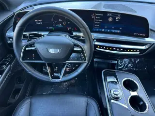 Cadillac LYRIQ 2024 AWD Luxury 1 4dr SUV