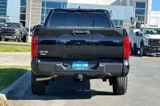 Toyota Tundra 2024 4x4 SR5 4dr CrewMax Cab Pickup LB