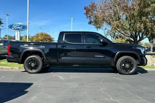 Toyota Tundra 2024 4x4 SR5 4dr CrewMax Cab Pickup LB