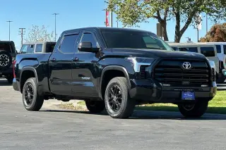 Toyota Tundra 2024 4x4 SR5 4dr CrewMax Cab Pickup LB