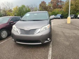 Toyota Sienna 2017 AWD XLE 7 Pasajeros 4dr Mini Van