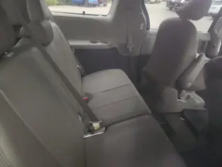 Toyota Sienna 2017 AWD XLE 7 Pasajeros 4dr Mini Van