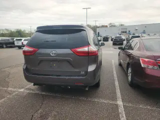 Toyota Sienna 2017 AWD XLE 7 Pasajeros 4dr Mini Van