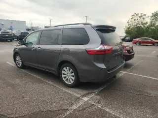 Toyota Sienna 2017 AWD XLE 7 Pasajeros 4dr Mini Van