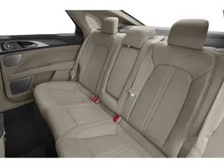 Sedán de 4 puertas Lincoln MKZ 2019 Reserve II