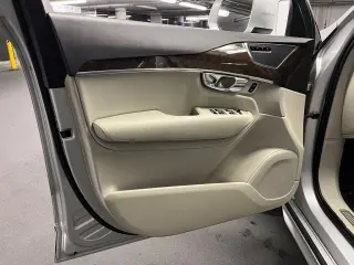 Volvo XC90 2016 AWD T6 Momentum 4dr SUV