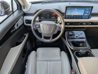 Lincoln Nautilus 2023 AWD Reserve 4dr SUV