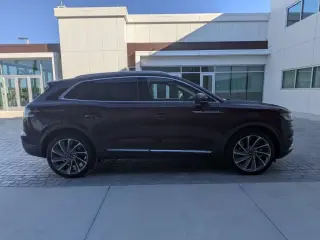 Lincoln Nautilus 2023 AWD Reserve 4dr SUV