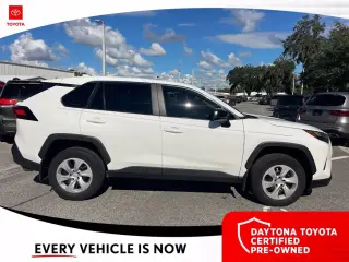 Toyota RAV4 2025 LE 4dr SUV