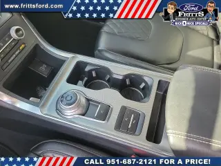 Ford Edge 2023 AWD Titanium 4dr Crossover