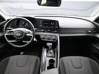 Hyundai ELANTRA 2026 SE 4dr Sedán