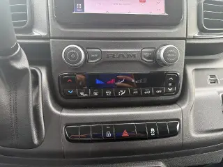 Ram ProMaster 2025 Tradesman 2500 136 WB 3dr Techo Bajo Furgón de Carga sin Asiento de Pasajero